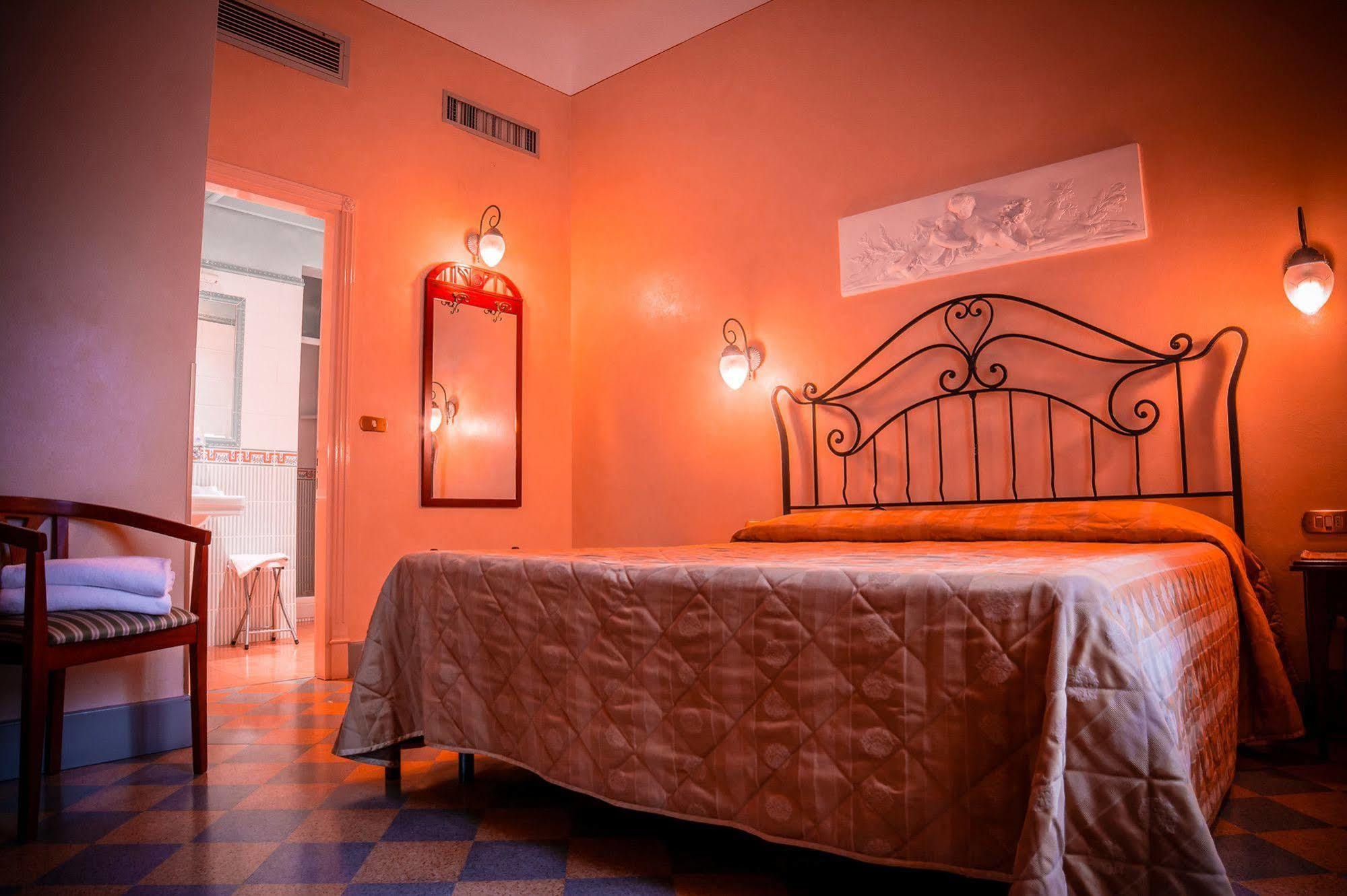 Hotel Della Robbia Firenze Kültér fotó